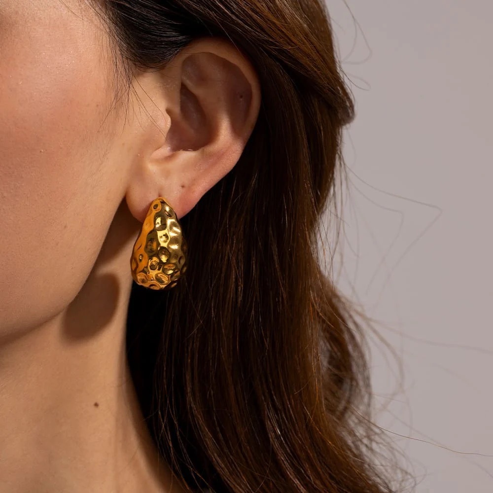 18K Gold Teardrop Earrings*Raindrop Earrings*Gold Textured Earrings - Picture 4 of 6